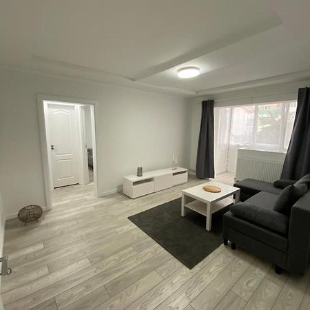 Apartament Lejlighed Lugoj Eksteriør billede