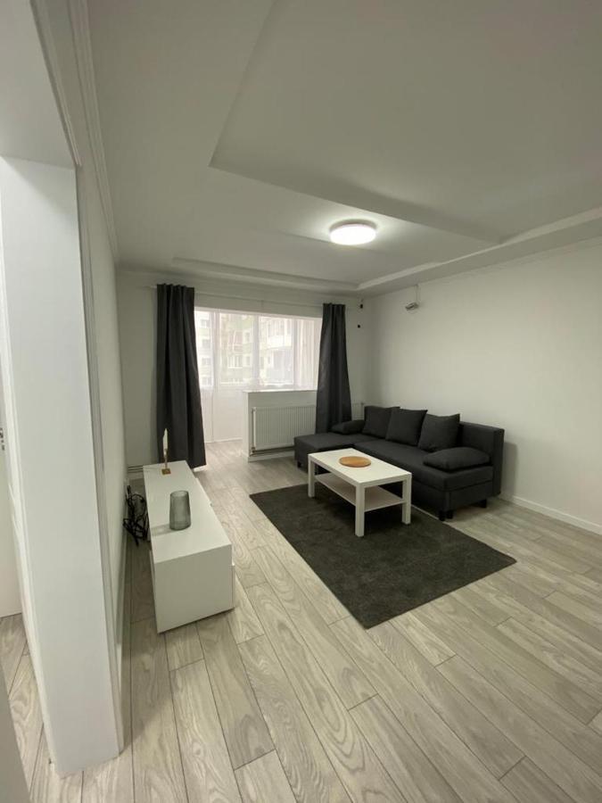 Apartament Lejlighed Lugoj Eksteriør billede