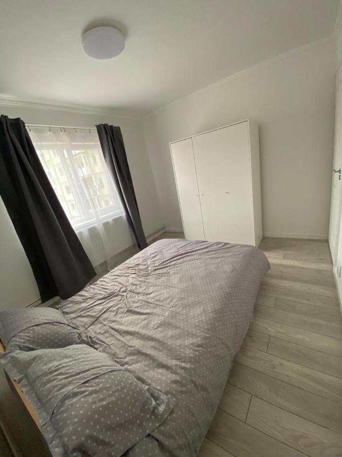 Apartament Lejlighed Lugoj Eksteriør billede